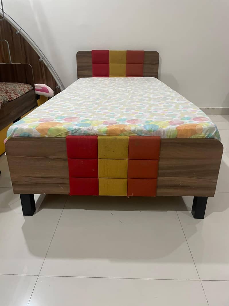 Single bed Interwood 2