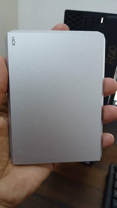 New Hard drive 2TB  10/10 condition