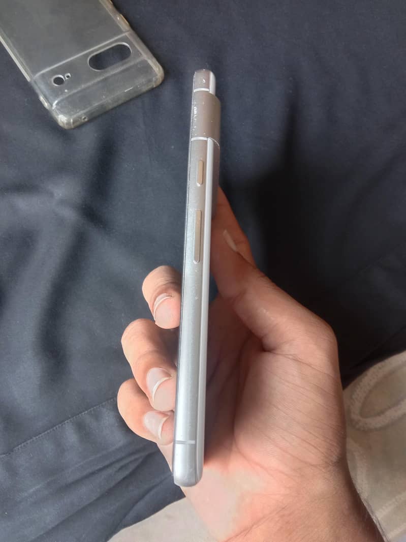 Google Pixel 7 2