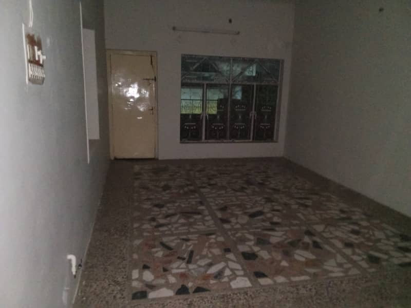 Upper portion for Rent 3