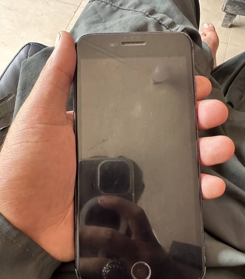 Apple iPhone 7 Plus 1