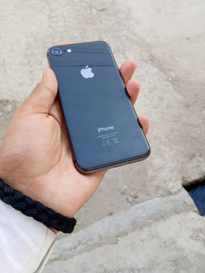 Apple iPhone 8