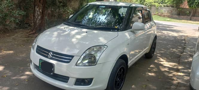 Suzuki Swift DLX 2018 , Lahore Registered