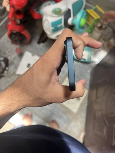 Apple iPhone 14 factory non active exchange possible