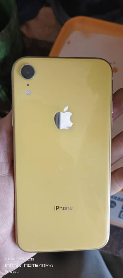 Apple iPhone XR