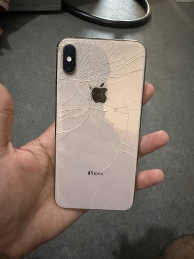 Iphone XSmax golden colour