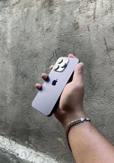 Deep purple colour Iphone 14pro Jv 128 battery health 85 All ok