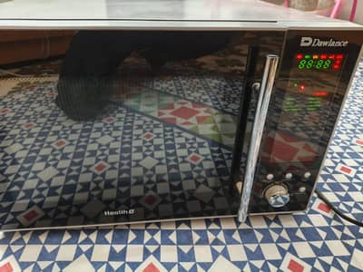 Microwave Oven (Dawlance)