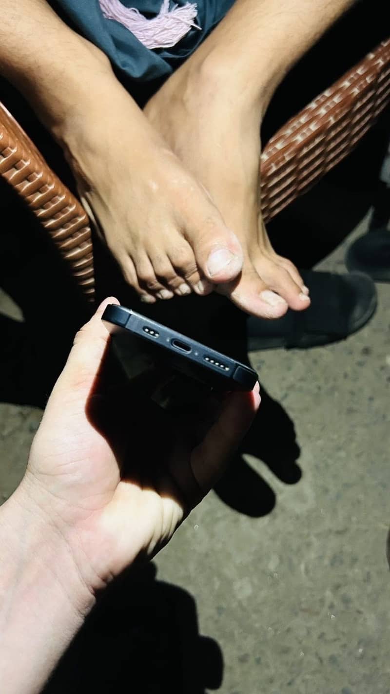 Apple iPhone 13 3