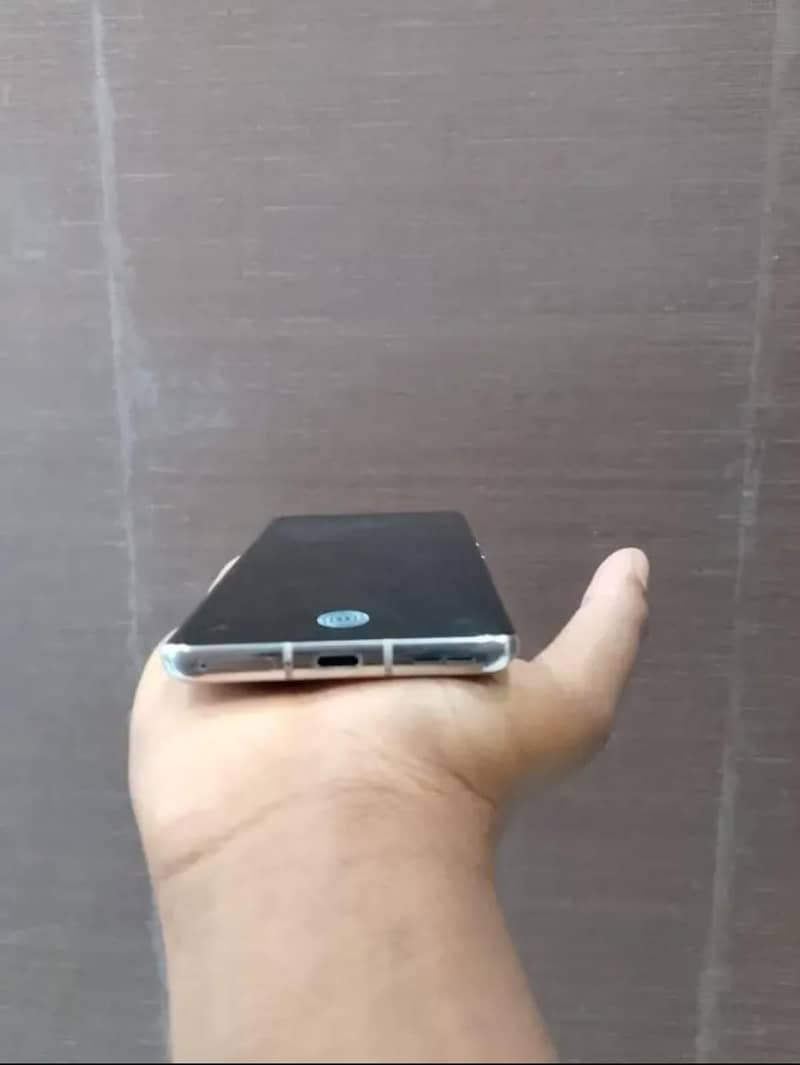 One Plus 9 Pro 3