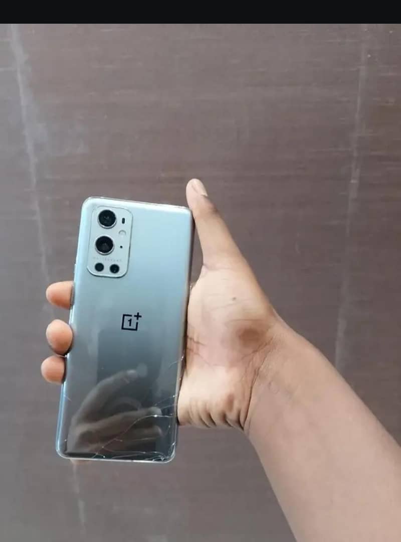 One Plus 9 Pro 5