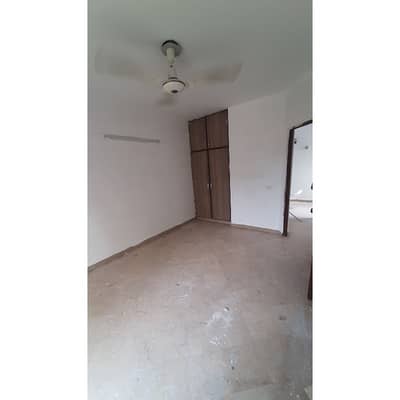3 MARLA TRIPLE STOREY HOUSE FOR RENT IN VENUS