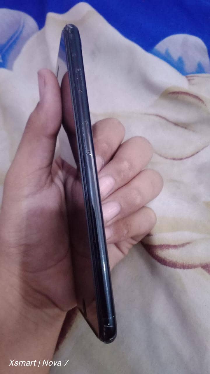 Apple iPhone 7 Plus 2