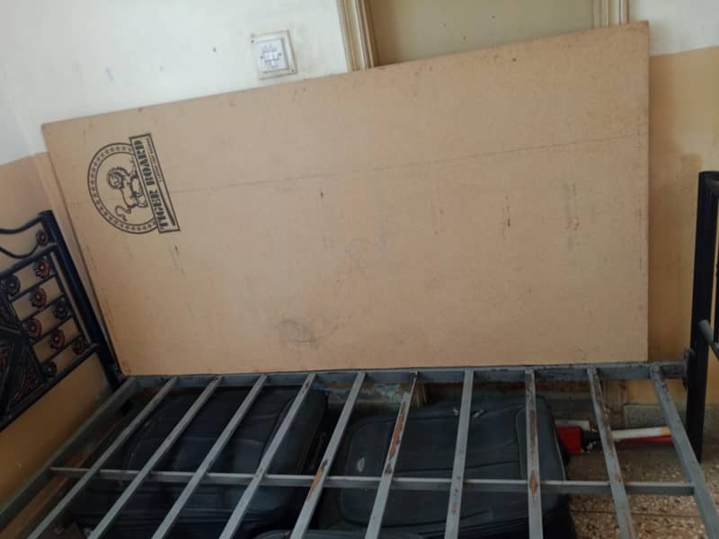 iron bed 3