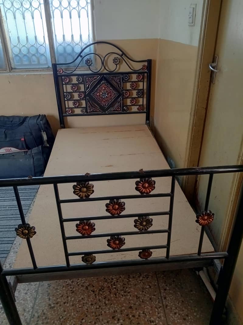 iron bed 4