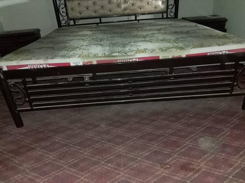 bed with side table 1