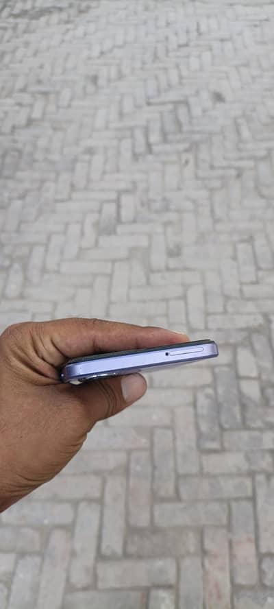 Vivo Y17s