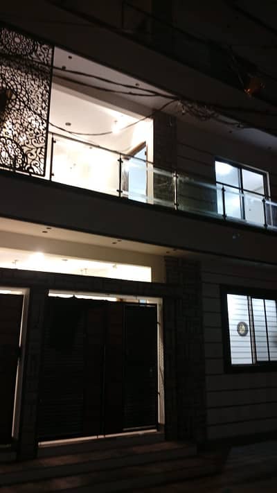 Bungalow For Sale G+2 150yd Brand New 9beds And 3 Drawing Dinning Rufi Fountain Jouhar Block 19 Sweet Water No Loadshedding Peacefull Area Boundry Wall Society