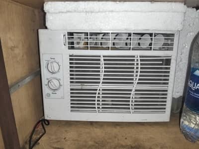 Midea 0.75ton window ac