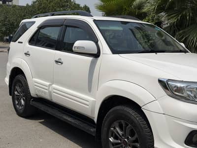 Toyota Fortuner 2016