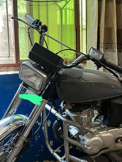 Honda 125 united