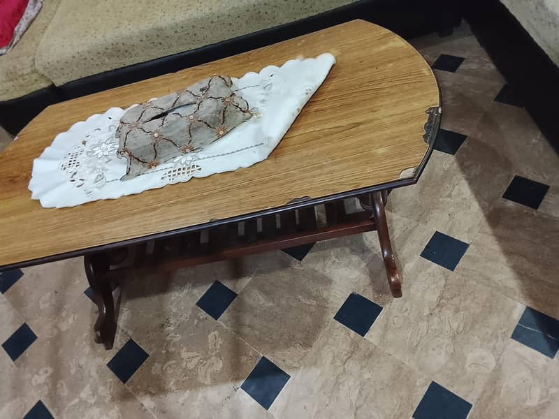 centre table 3