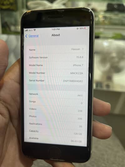 Apple iPhone 7