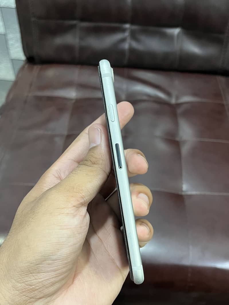 Apple iPhone 7 5