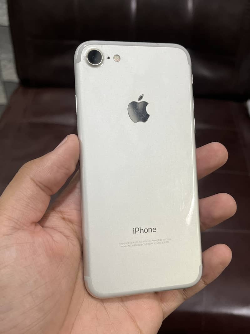Apple iPhone 7 6