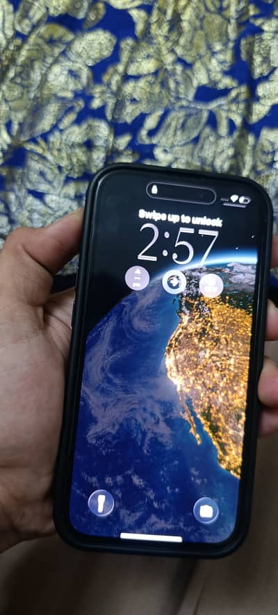 Apple iPhone 15