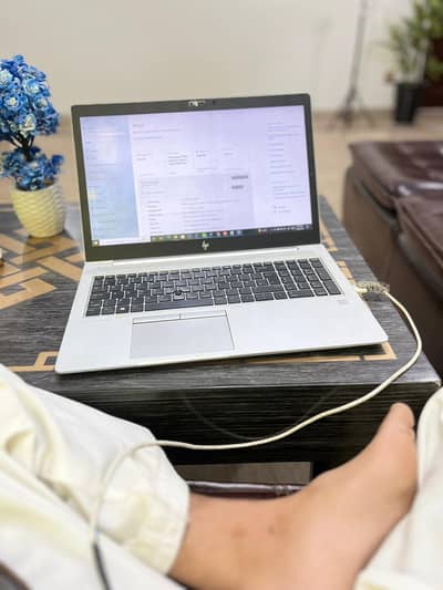 HP Elite book 755 g5