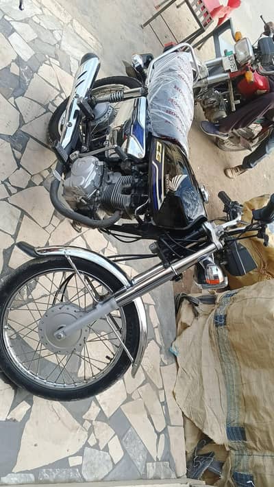 HONDA 125 Crom Additions Like a New Baik