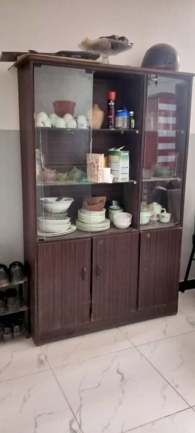 laminated crockery cabinet