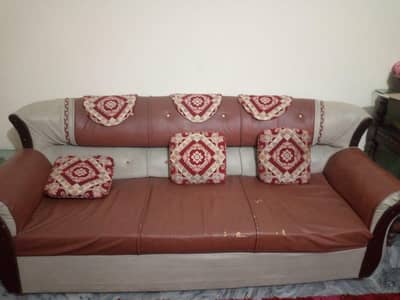 Sofa And Table Set