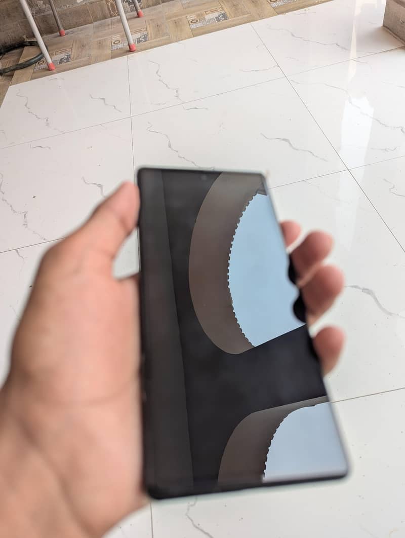 Google Pixel 6 4
