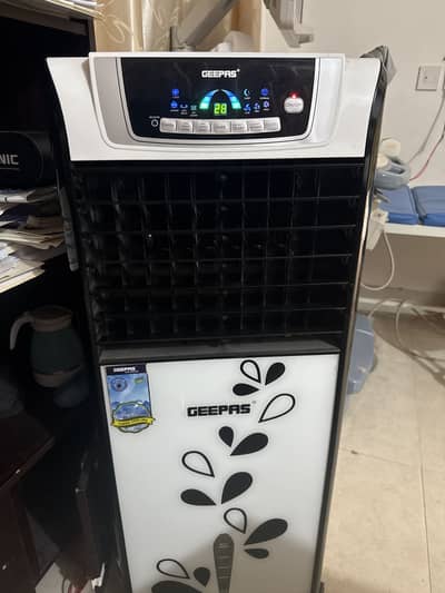 Geepas Air cooloer , 2 years warranty. 1 week used . Turbo cooling .