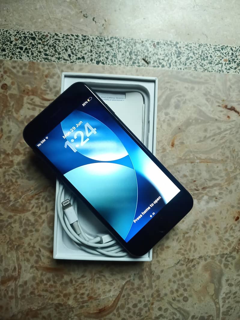 Apple iPhone SE 2