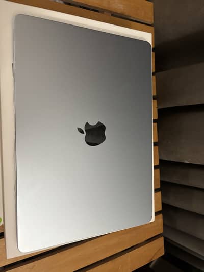 Mac Book Air 13 M4 | Sky Blue Color