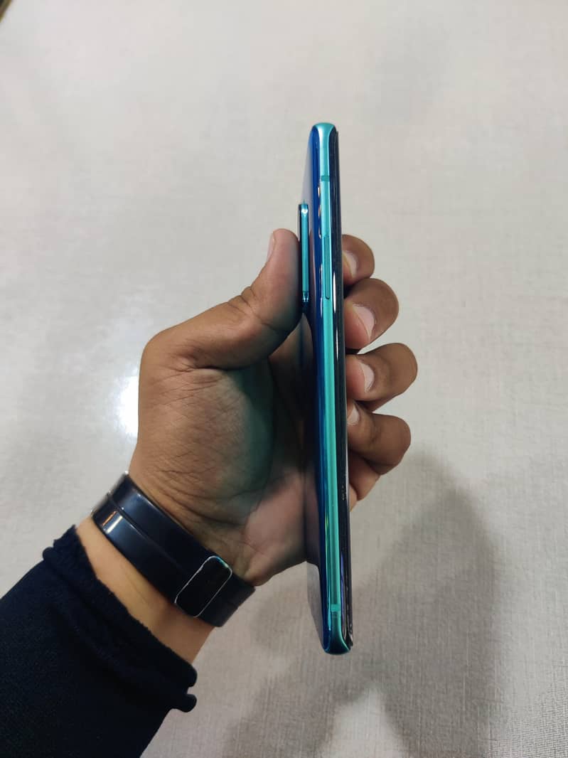 One Plus 8 Pro 4