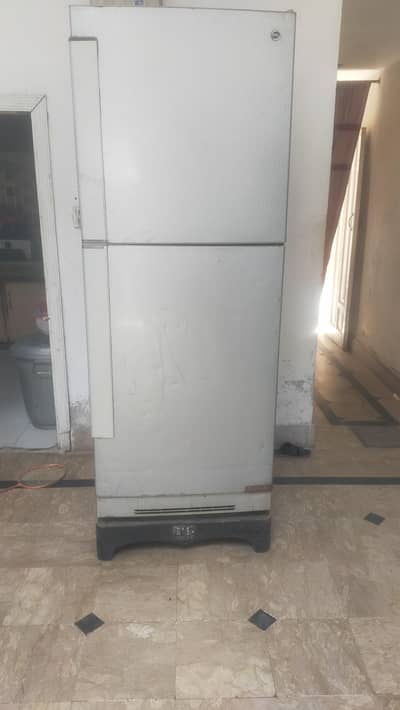 PEL Refrigerator Is For Sale Full Size