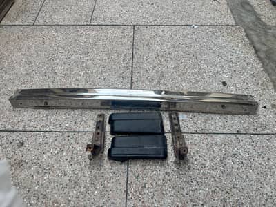 Toyota ke70 back bumper with brackets