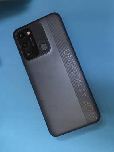 Tecno Spark 8C