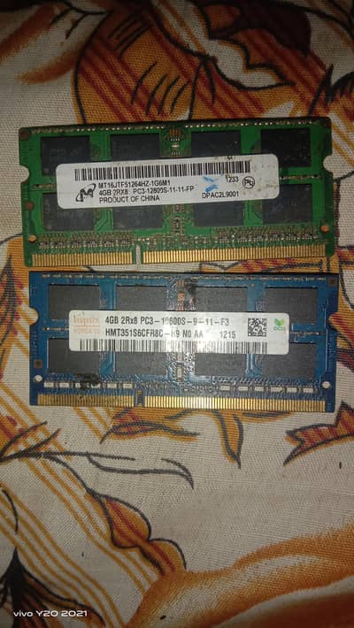 4+4 GB ki raim hai do