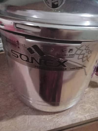 sonex presure cocker 11 liter