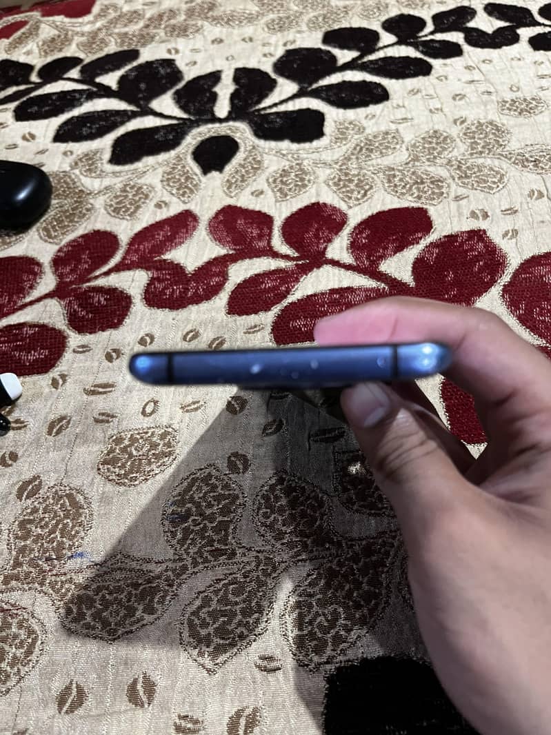 One Plus 7T 4