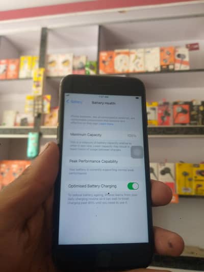 Apple iPhone 7