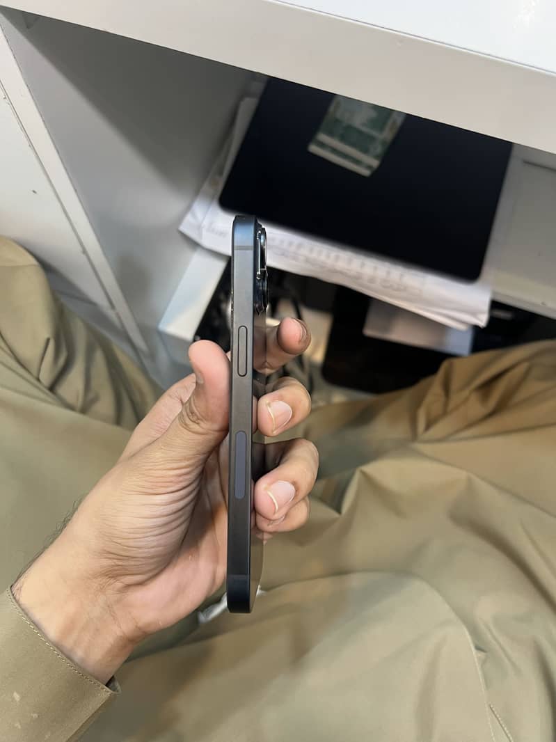 Apple iPhone 14 2