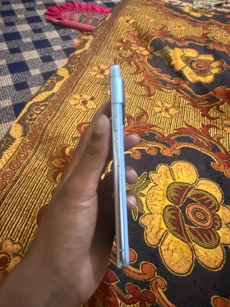 Google Pixel 8 Pro 4