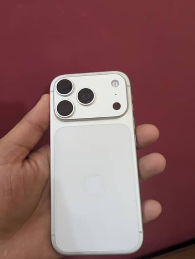 Apple iPhone 17 Pro Jv