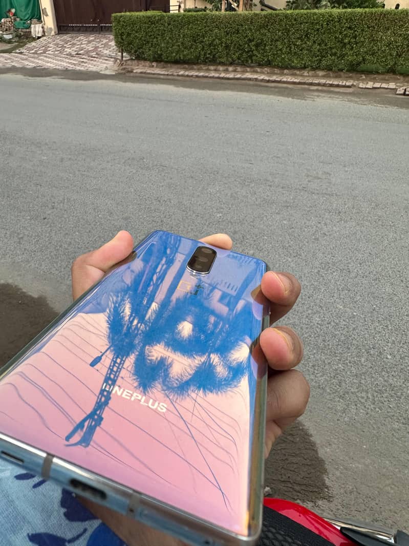 OnePlus 8 2